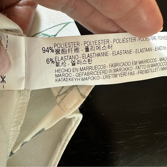 ZARA GREEN & CREAM FLORAL RACER BACK STYLE A-LINE TANK OVERLAP AT REAR SZ  MED - Picture 8 of 8